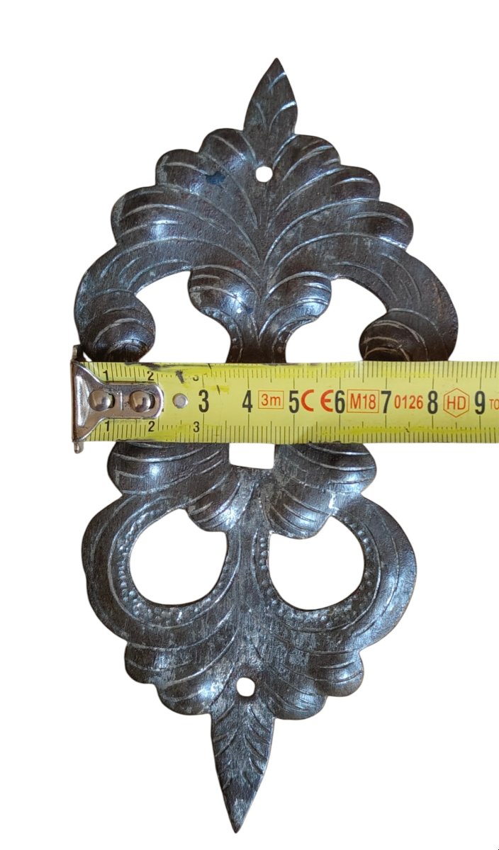 Small Wright Iron Knob With Amazing Plate-photo-2