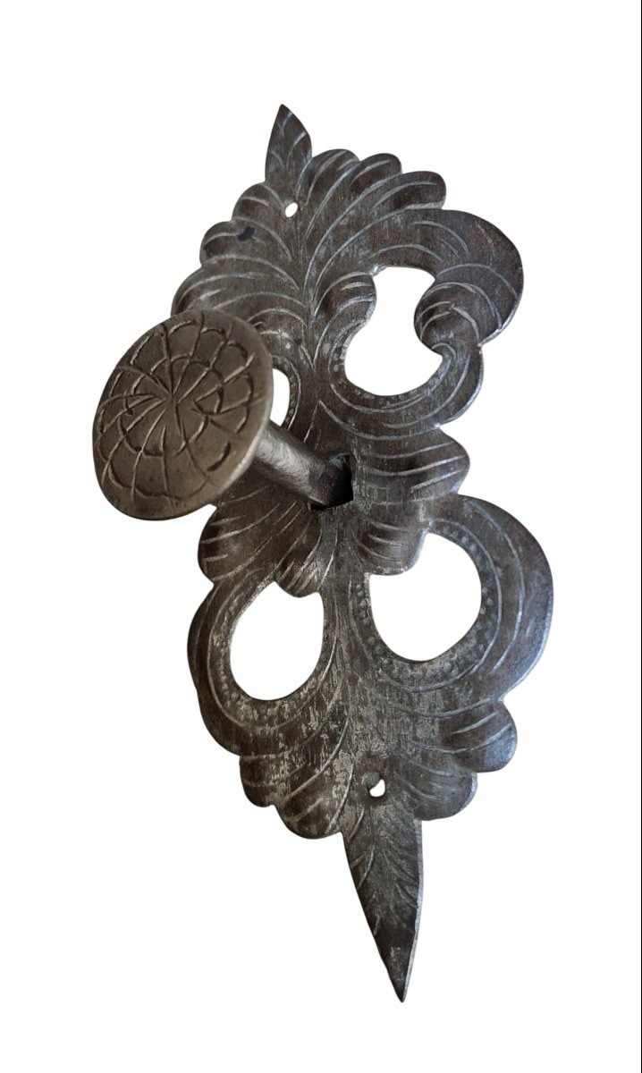 Small Wright Iron Knob With Amazing Plate