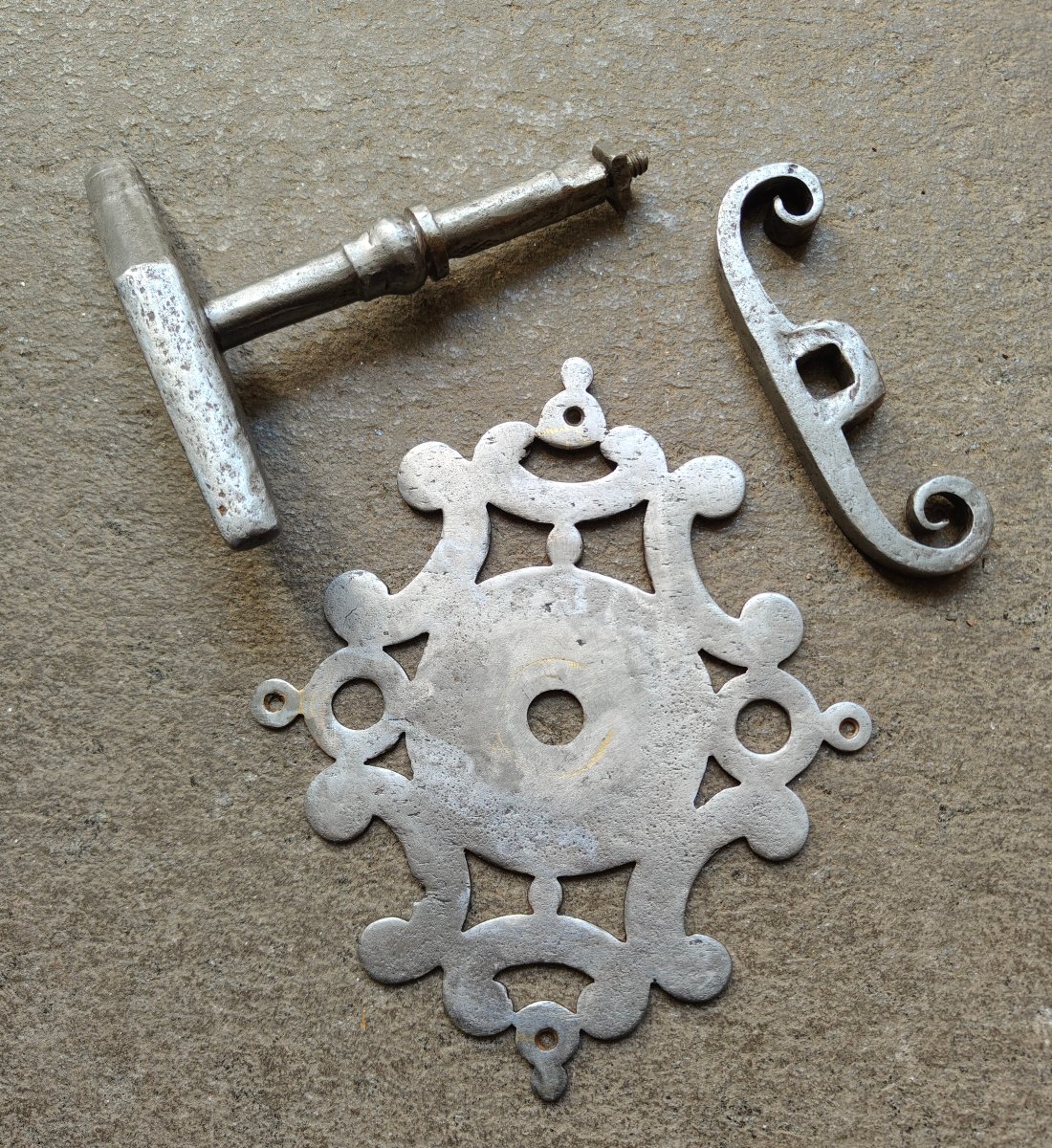 Poignée de porte en fer forgé avec belle platine-photo-5