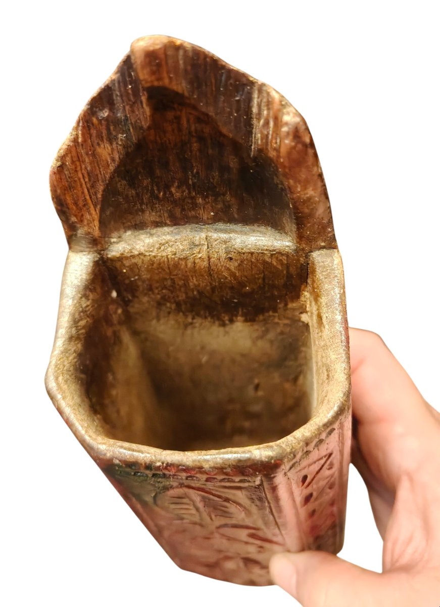 Carved And Painted Wooden Whetstone Holder From The Aosta Valley -photo-7