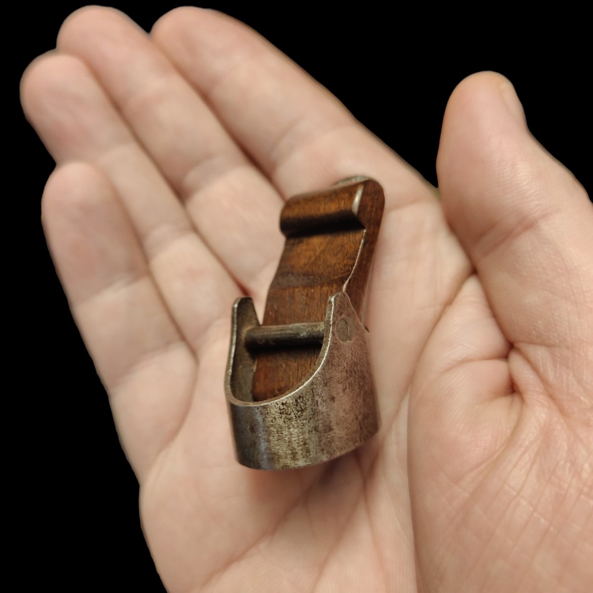 Tiny Steel Luthier's Plane, Hénin Collection, Late 19th Century-photo-3
