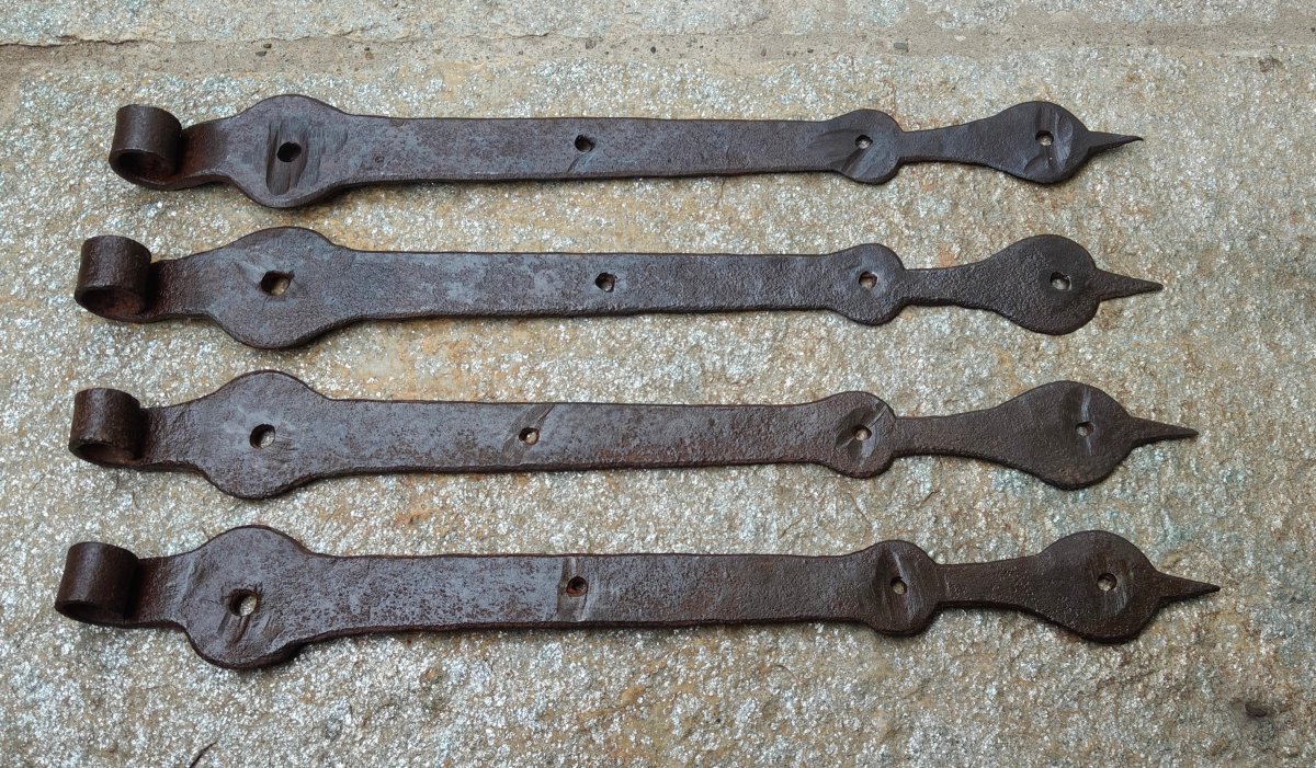 4 18th-century Wrought-iron Door Hinges -photo-2