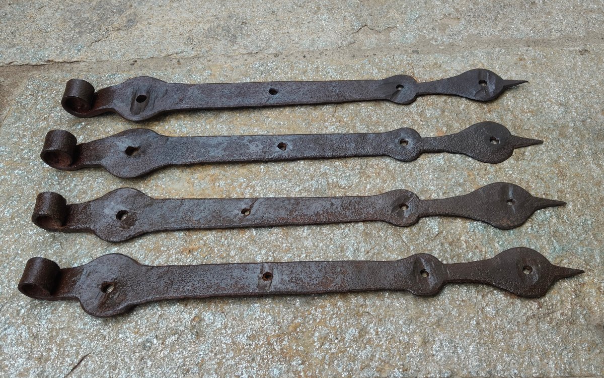 4 18th-century Wrought-iron Door Hinges -photo-3