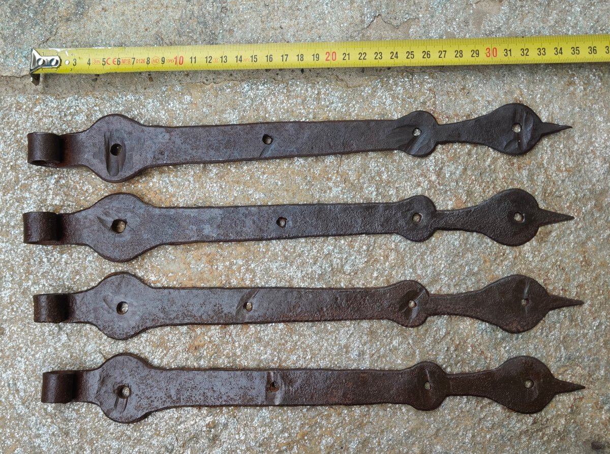 4 18th-century Wrought-iron Door Hinges -photo-4