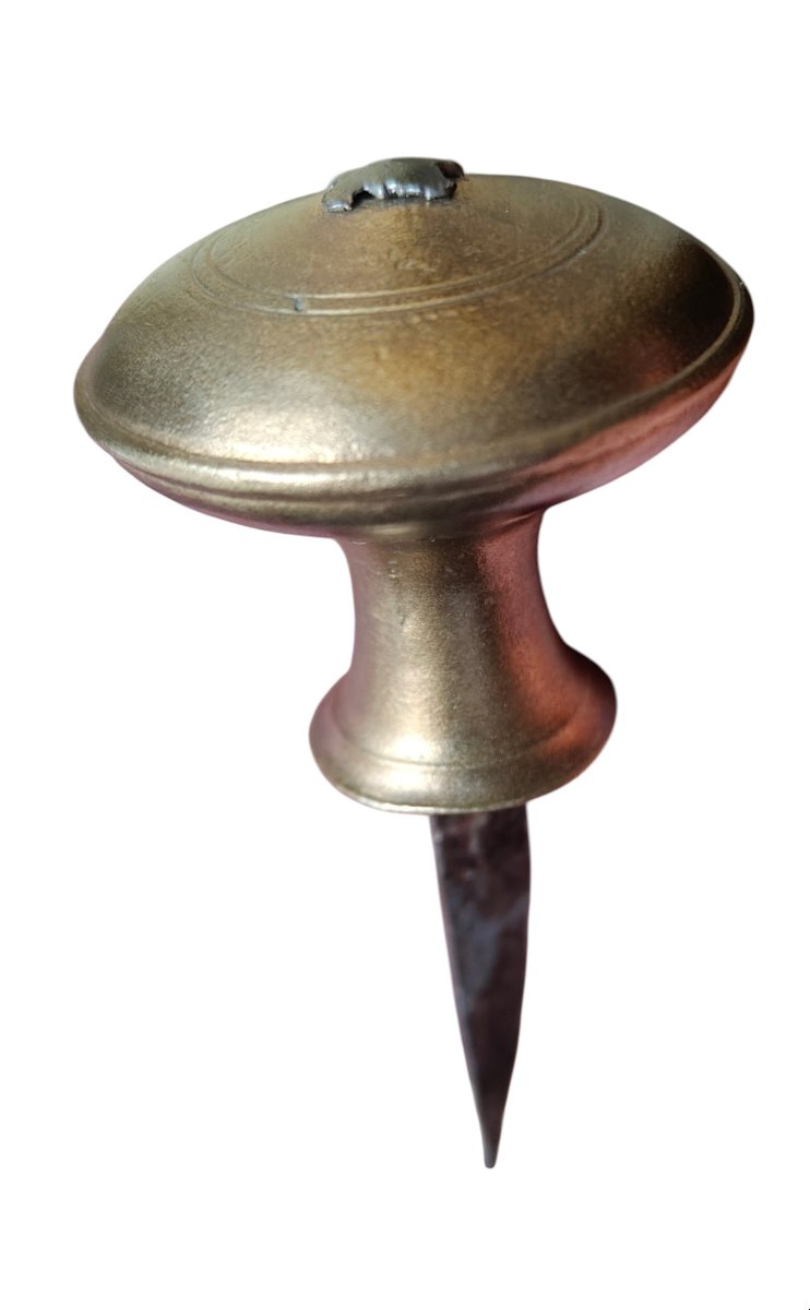 Bouton en laiton et fer forgé -photo-1