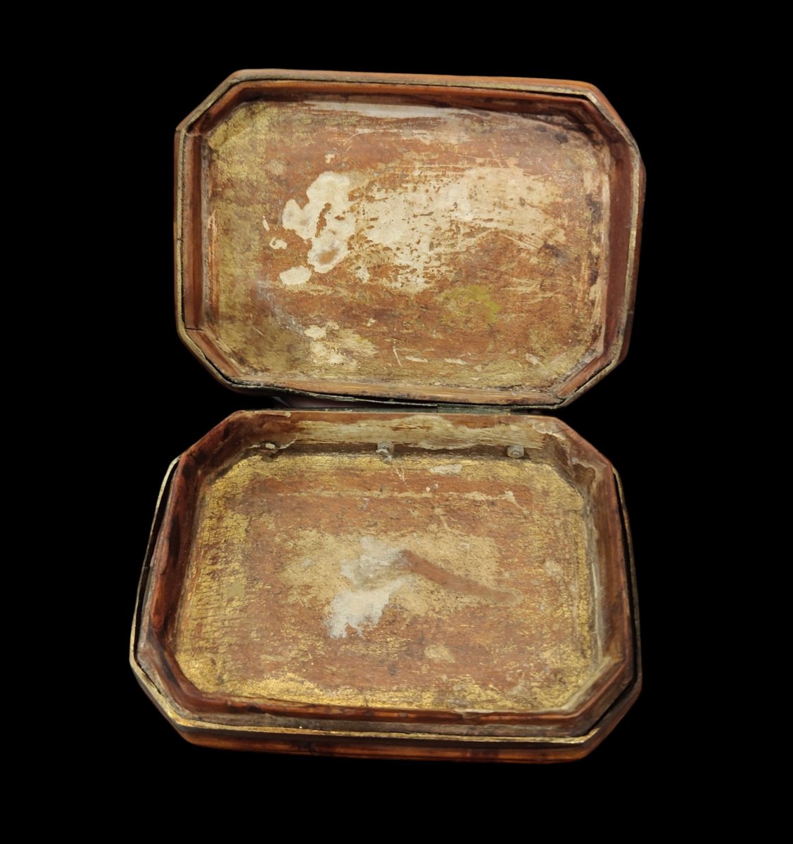 Important 17th–18th-century Boxwood Snuffbox -photo-4