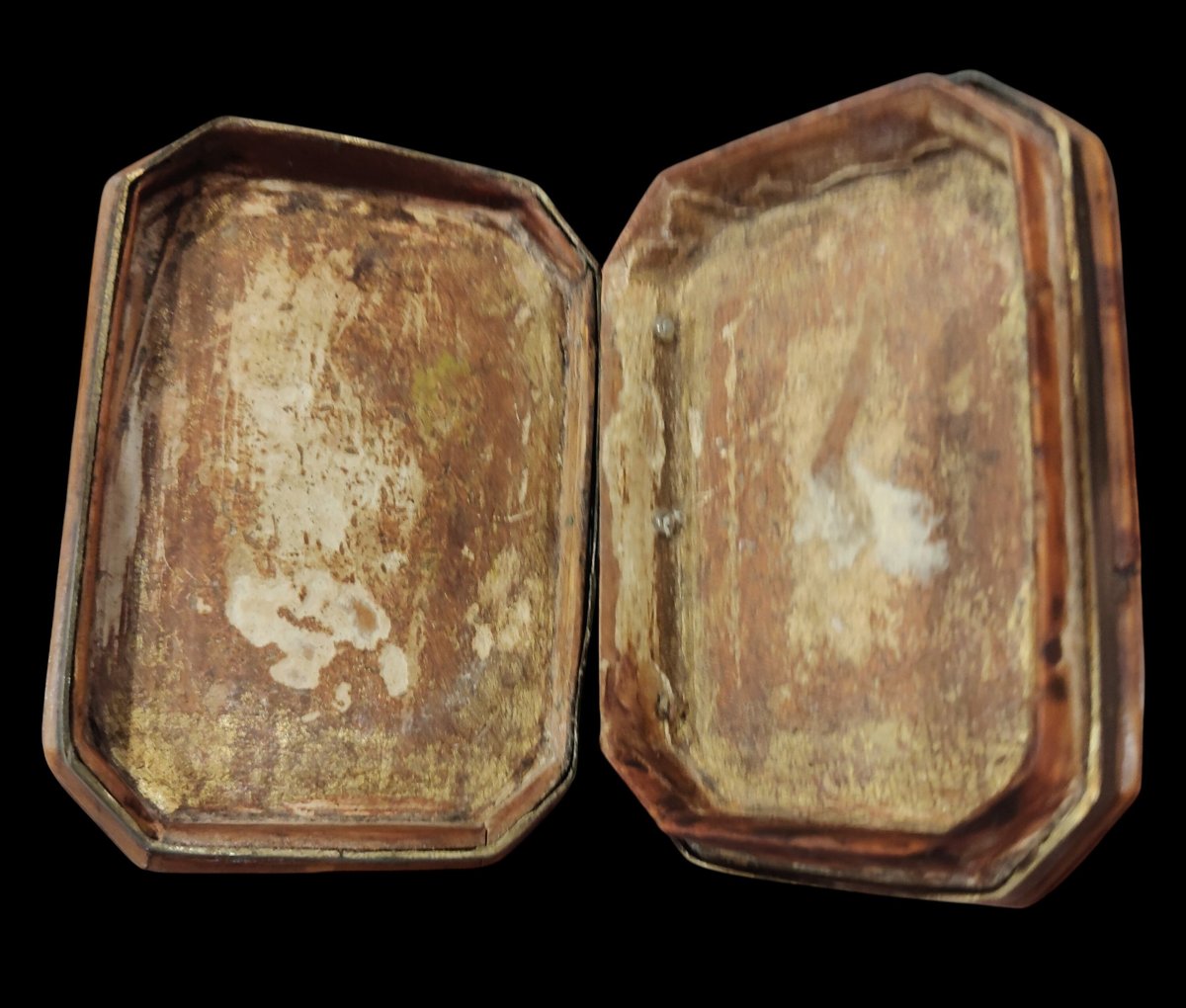 Important 17th–18th-century Boxwood Snuffbox -photo-5