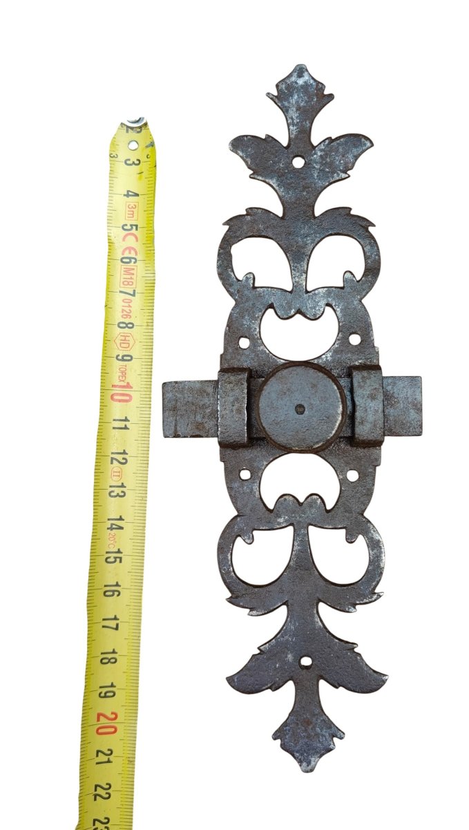 18th-century Wrought-iron, Openwork Padlock-photo-1