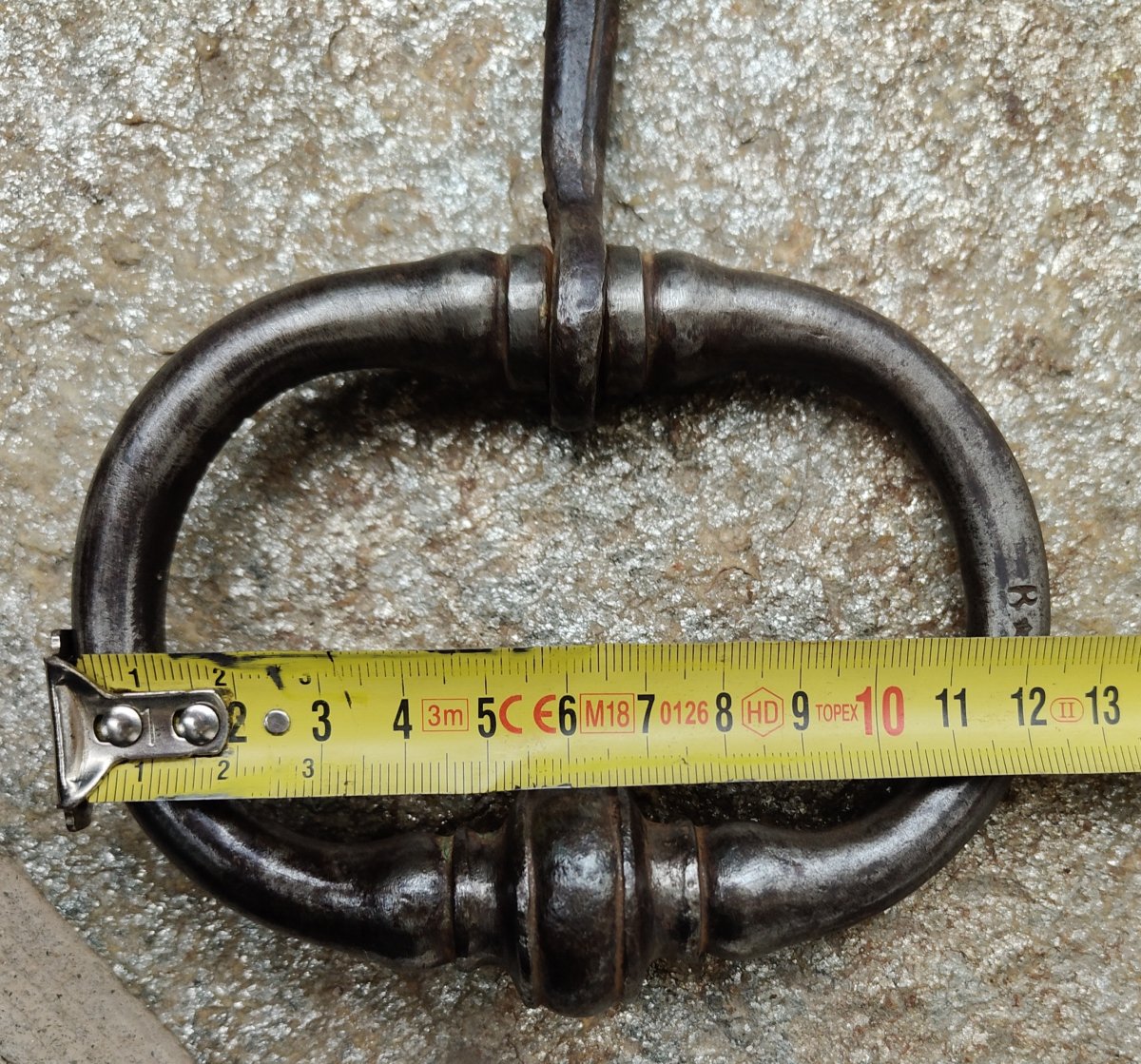 Petit heurtoir/poignée en fer forgé XVIIIe siècle-photo-4