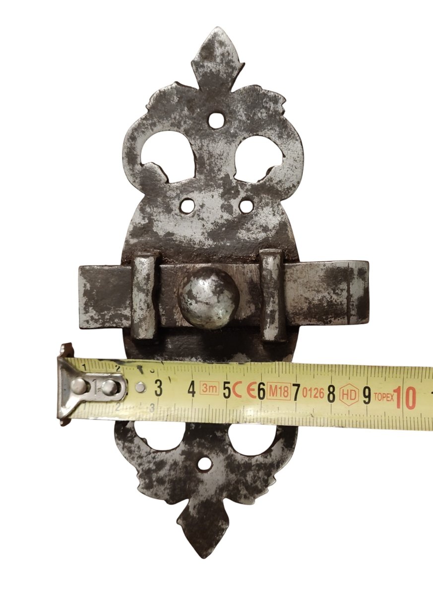 18th-century Wrought-iron, Openwork Padlock-photo-2