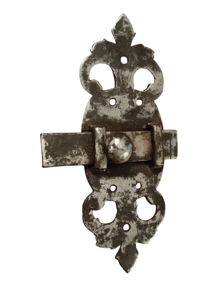 18th-century Wrought-iron, Openwork Padlock-photo-3