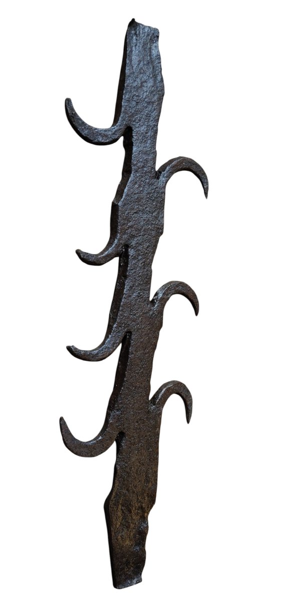 Hot-chiseled Iron Pelagatti  16th–17th Centuries-photo-2