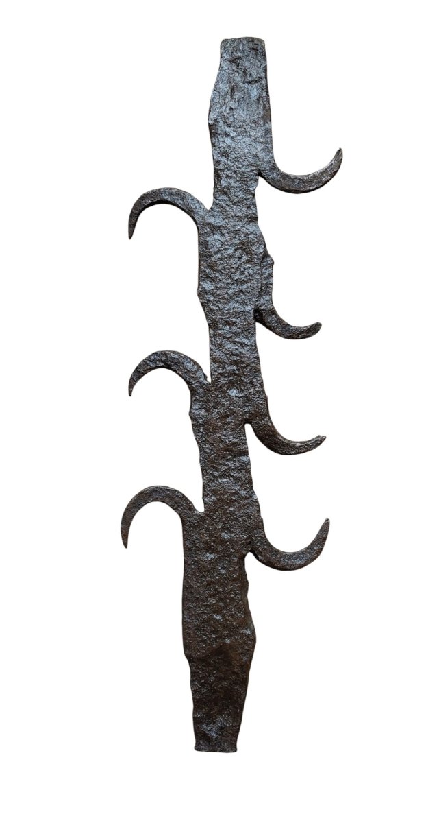 Hot-chiseled Iron Pelagatti  16th–17th Centuries-photo-1
