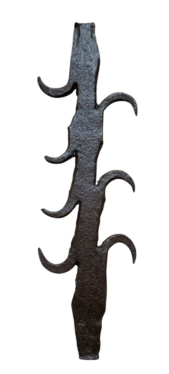 Hot-chiseled Iron Pelagatti  16th–17th Centuries