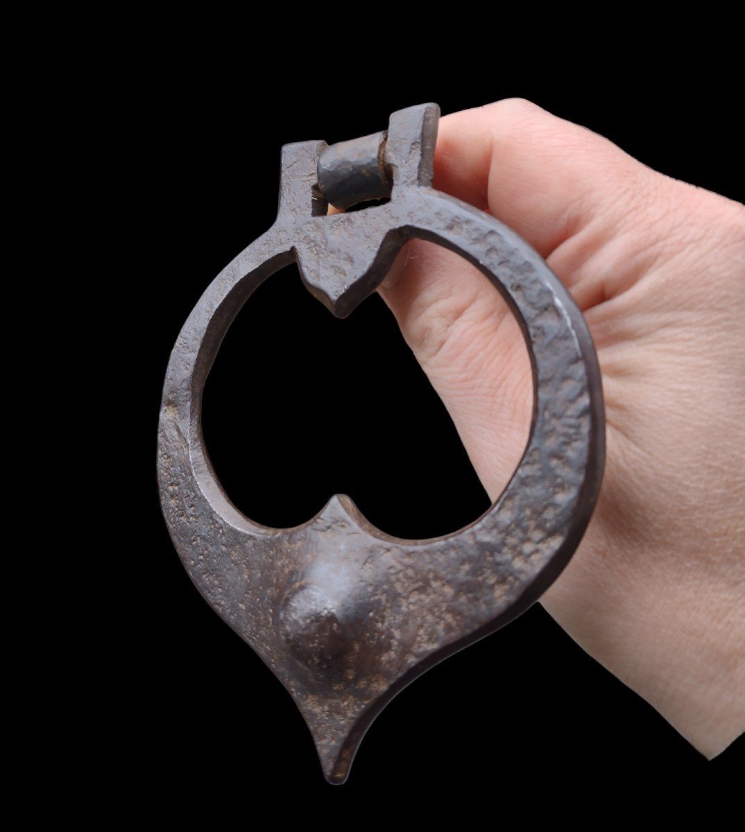 Small, Antique-style Wrought-iron Door Handle-photo-4