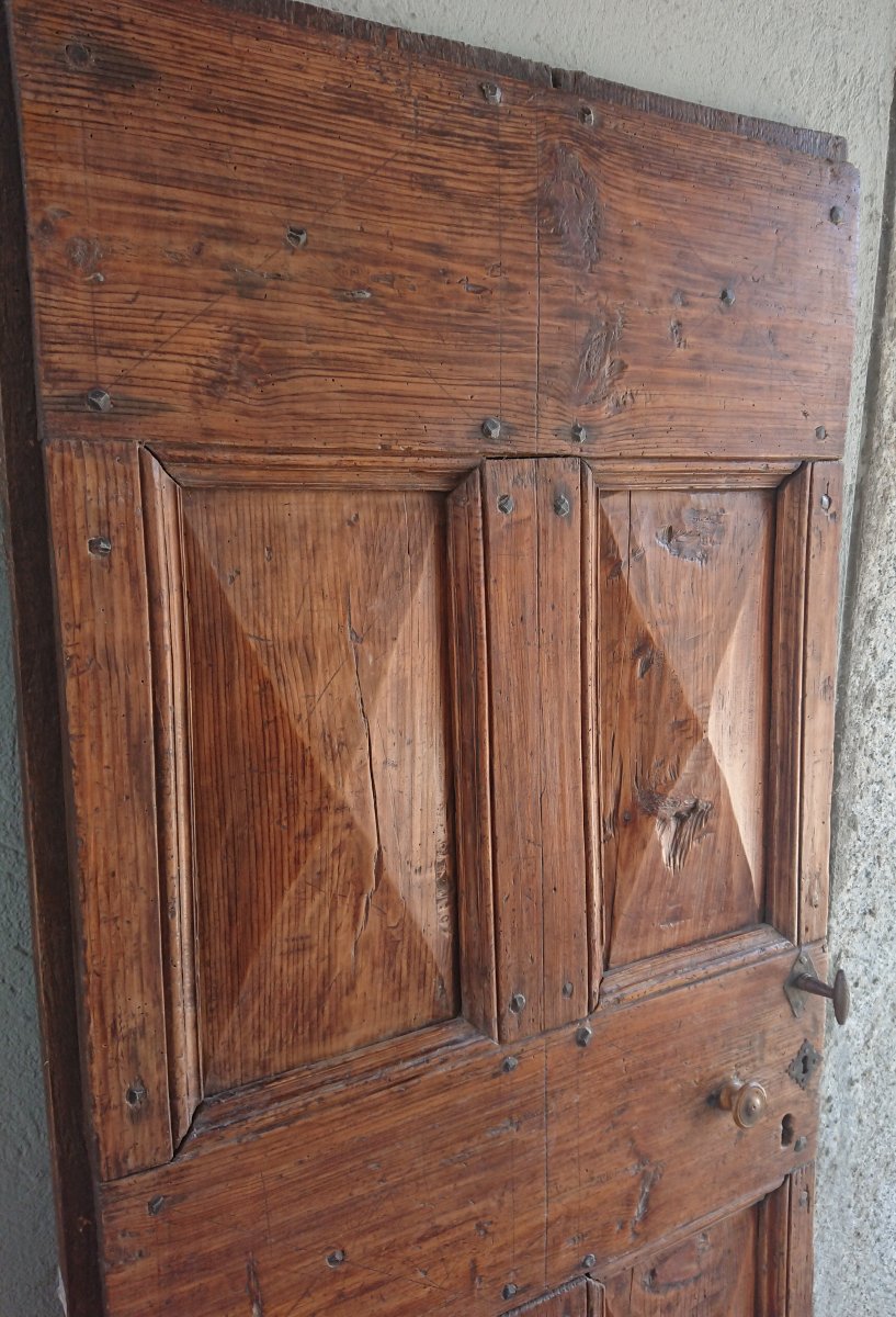 A Larch Door From The XVI Century-photo-2