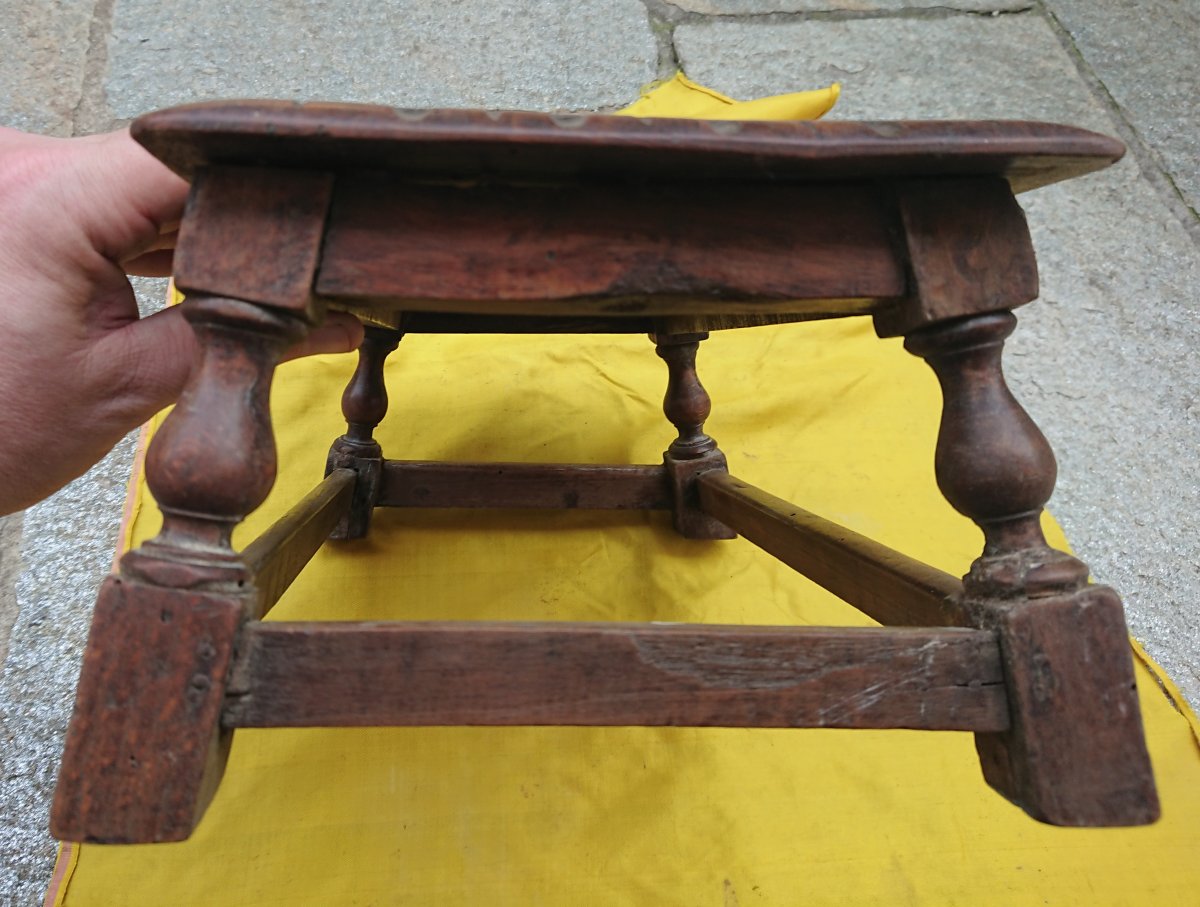 Modèle De table En Noyer XIXe Siècle -photo-1