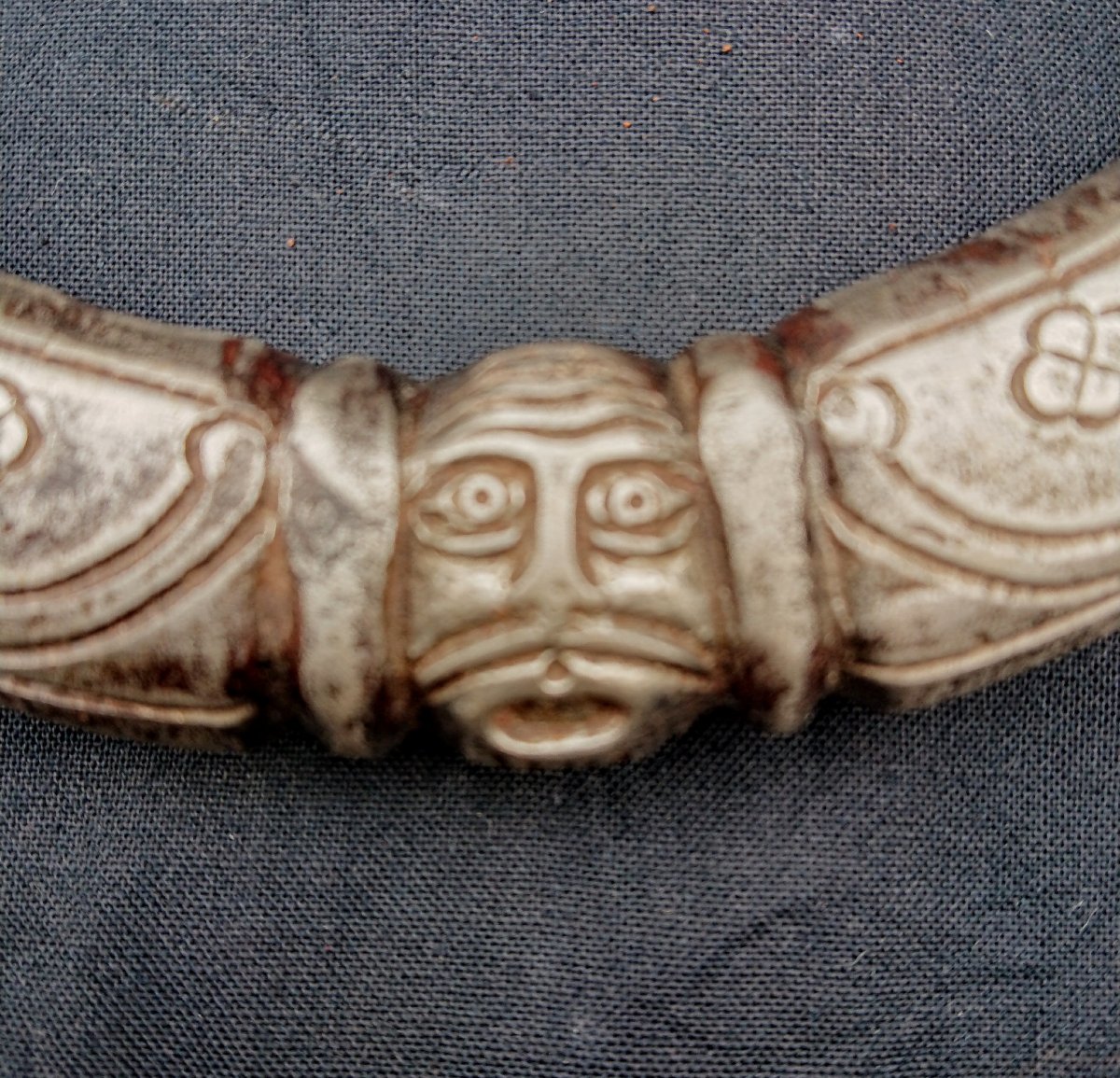 Anthropomorphic Wrought Iron Door Knocker, Engraved And Carved-photo-3