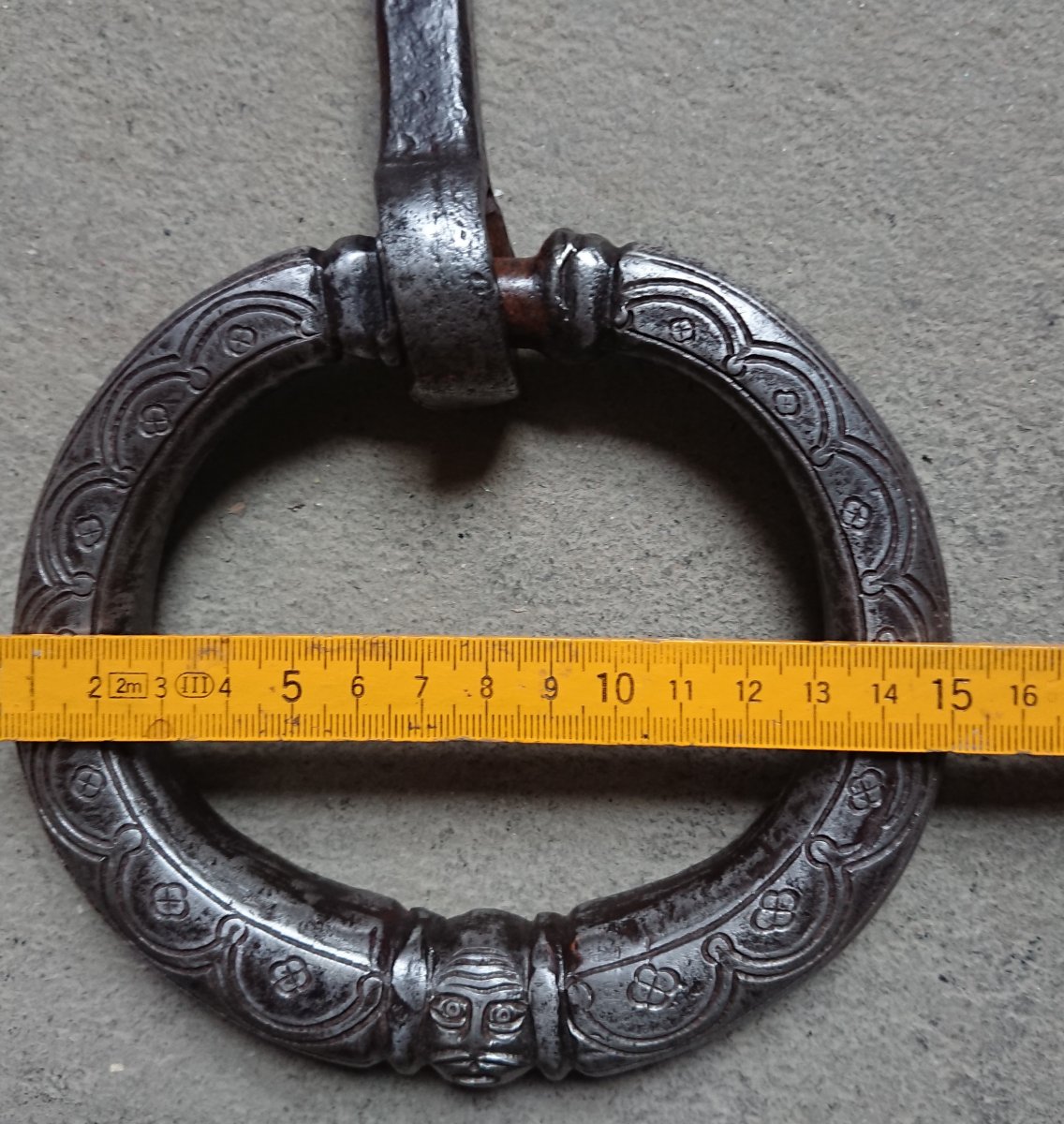 Anthropomorphic Wrought Iron Door Knocker, Engraved And Carved-photo-5