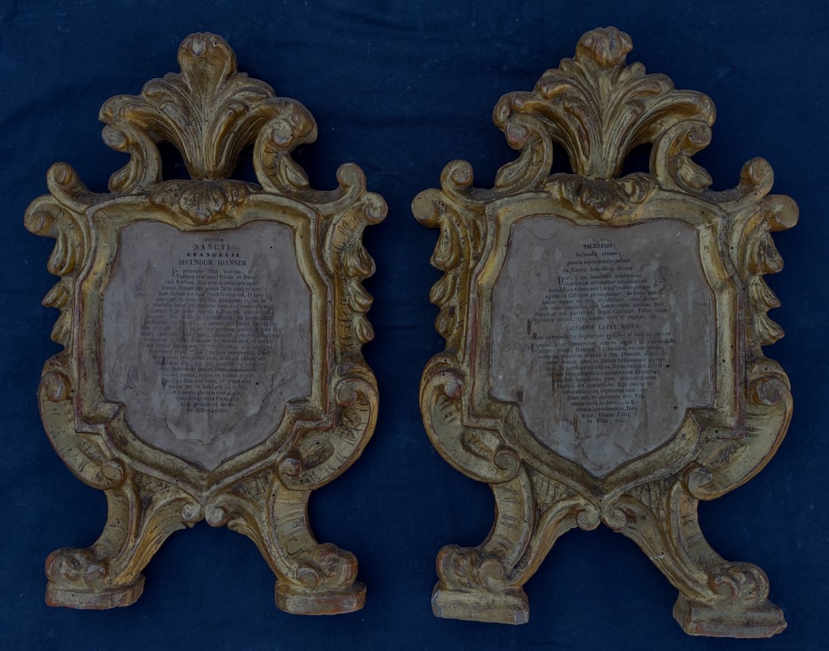 Pair Of Italian Cartagloria In Golden Wood