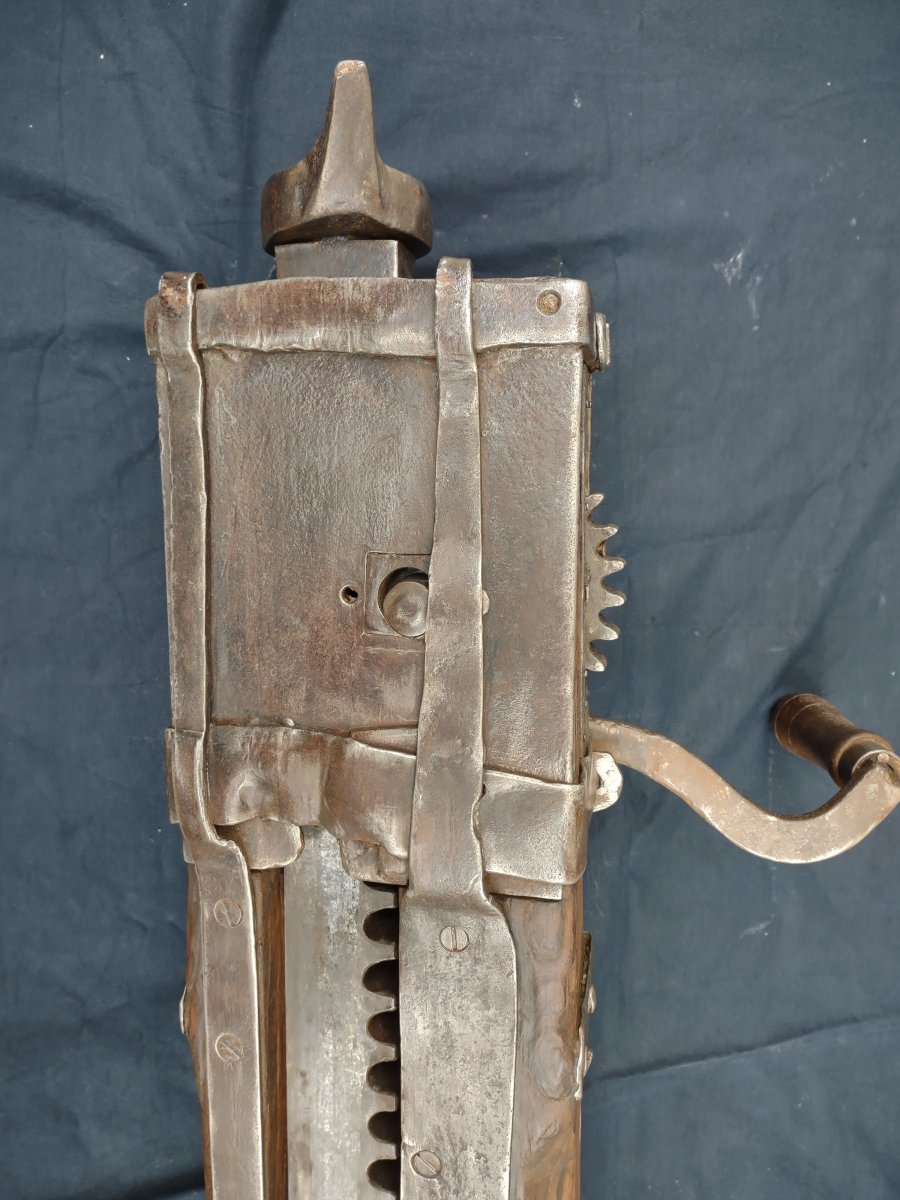 Ancien Cric En Bois Et Fer Forgé XIXe Siècle-photo-1