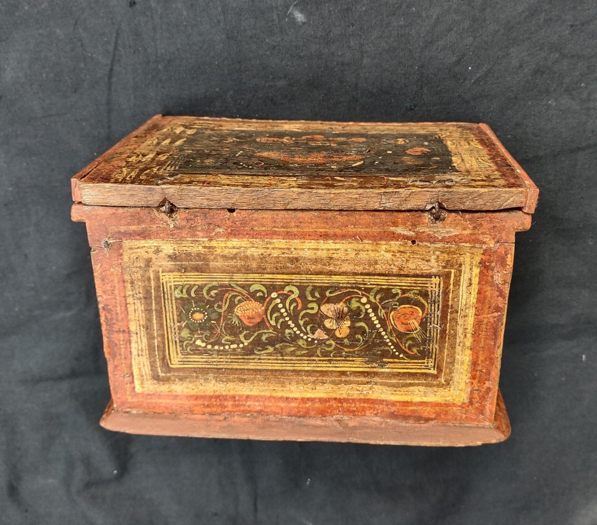 Small Box In Painted Wood XVIth Century-photo-7