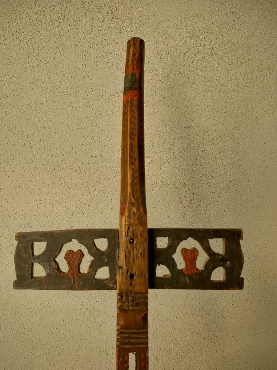 Italian Distaff In Carved And Painted Wood Nineteenth Century-photo-3