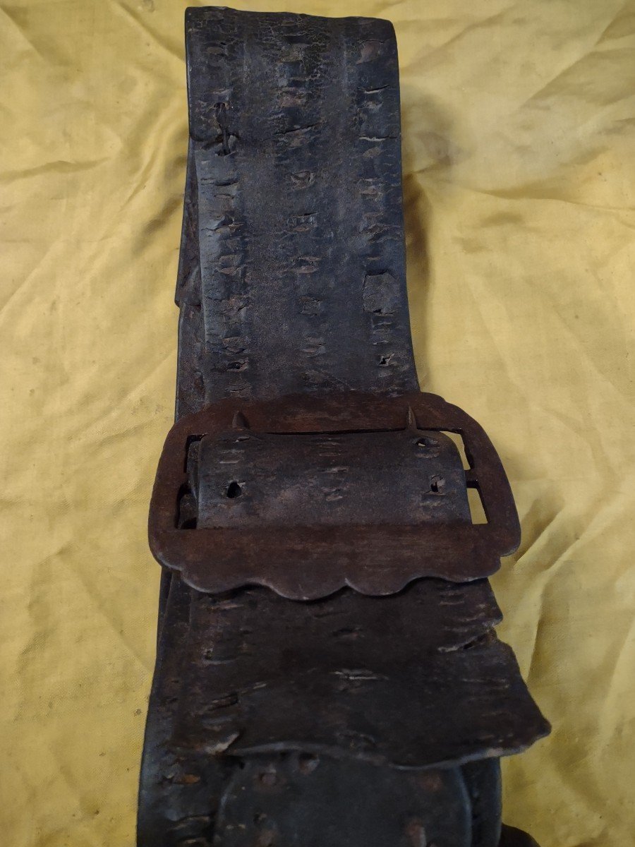 Large Iron Cow Bell With Leather Strap Nineteenth Century-photo-2