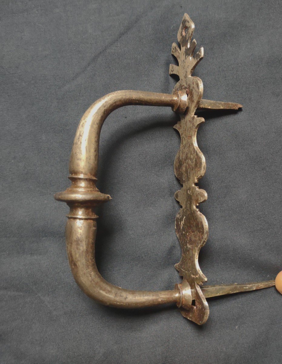 Seventeenth Century Wrought Iron Door Handle-photo-4