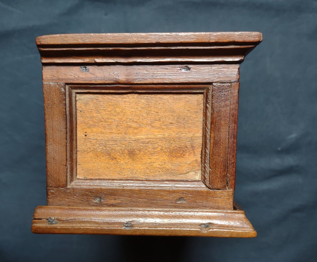 Box In Painted Walnut Florence Eighteenth Century-photo-2