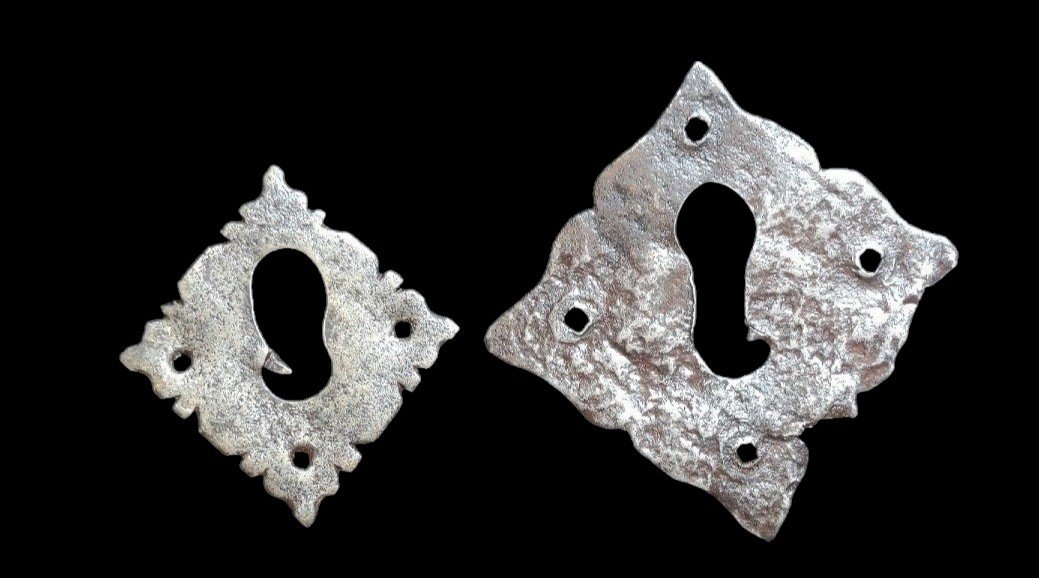 2 Entrée De Serrure En Fer Forgé XVIIIe Siècle-photo-1