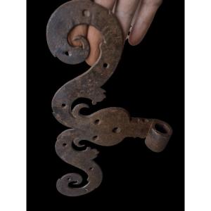 2 Wrought Iron Hinges Early XVIII Century