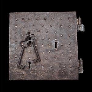 Wall Safe Door With Wrought And Nailed Iron Lock With Keys And Hinges, 17th Cent