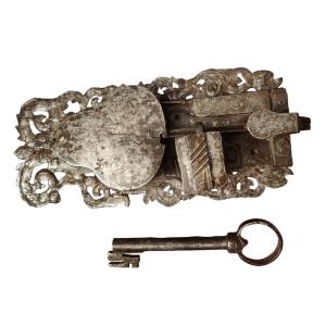 Dome Lock End Of The Seventeenth Century