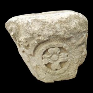 Refined Romanesque Stone Capital Decorated With Camunian Roses XIII Century