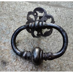 Heurtoir de porte en fer forgé XVIIIe siècle 