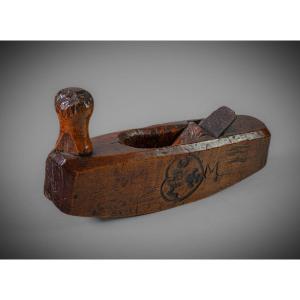 19th-century Wooden Horn-shaped Plane