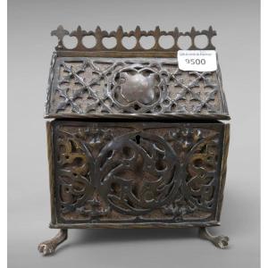 Important Gothic Box Made Of Wrought Iron With Openwork Design