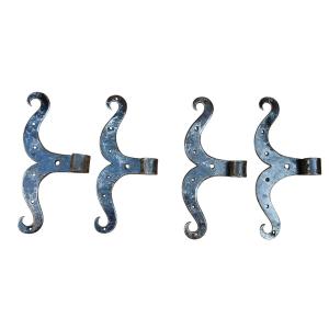 4 18th-century Wrought-iron Door Hinges With A Tab