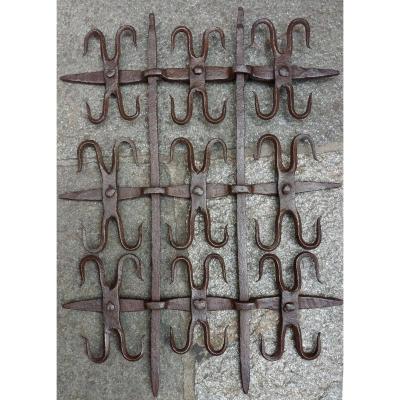 Small Wrought Iron Grid XV-xvith Century