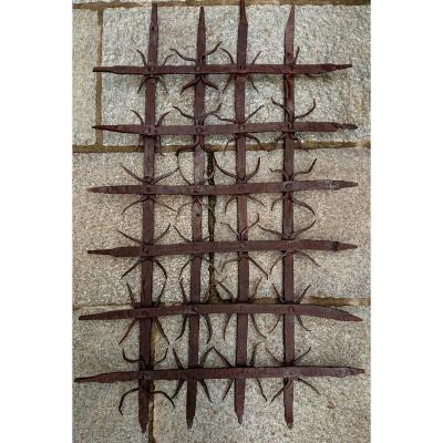 Beautiful Italian Grid Wrought Iron XVth Century