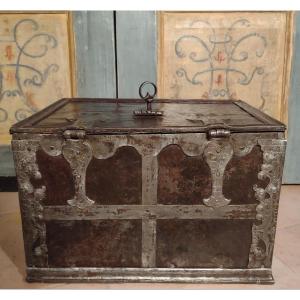 Wrought Iron Chest, Applied And Engraved 17th Century Germany