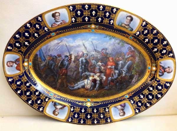 Assiette ovale en porcelaine