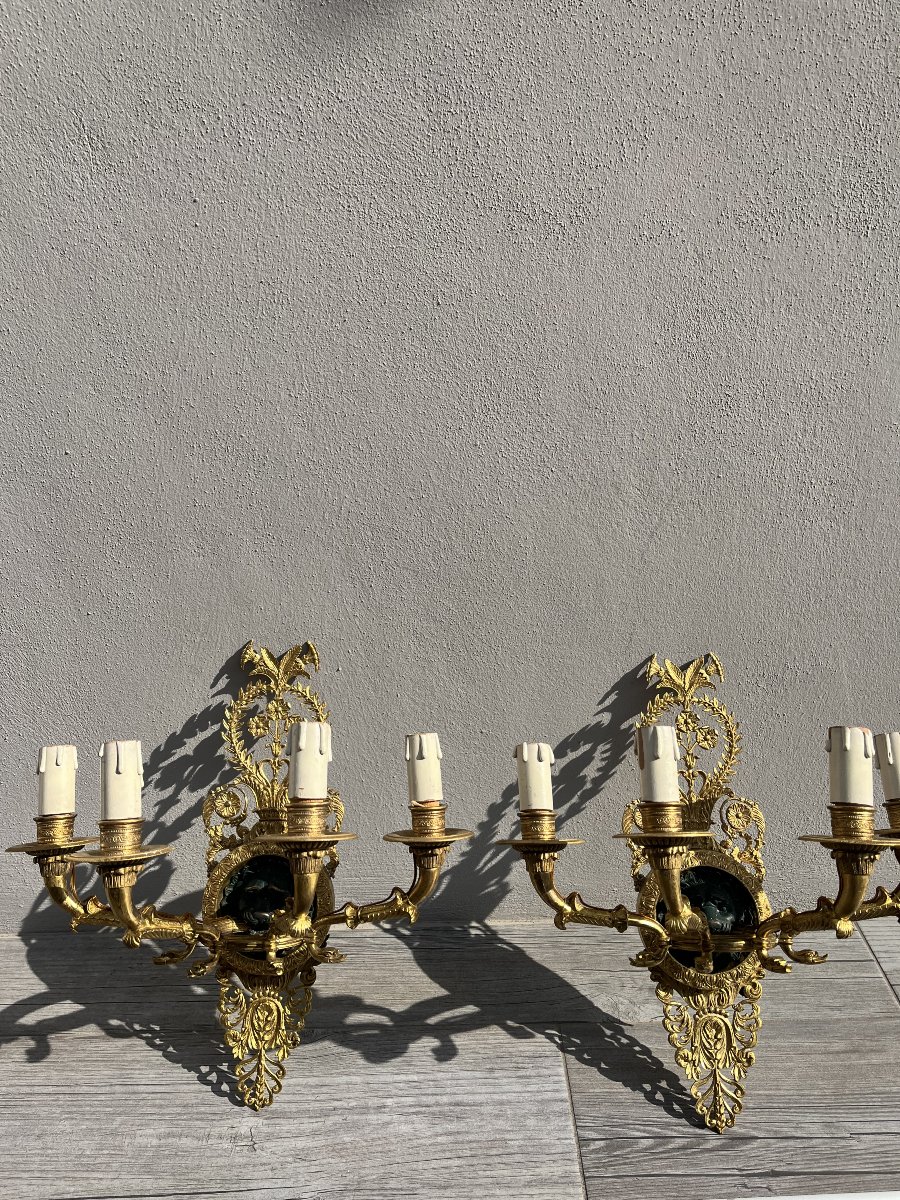 Paire d'appliques en bronze doré