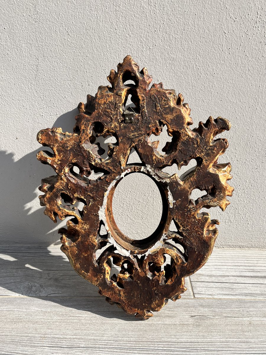 Antique Frame From The Early 20th Century, Made Of Carved, Silver-plated, And Gilded Wood-photo-2