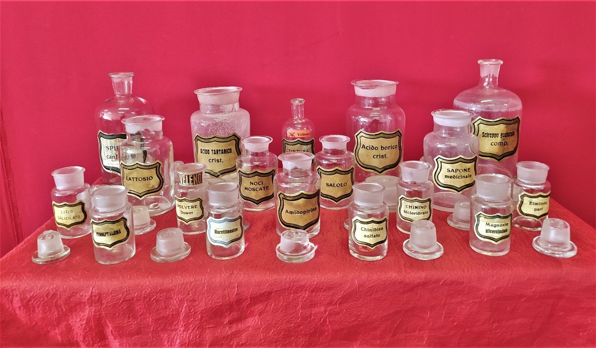 Pharmacy Jars And Bottles-photo-4