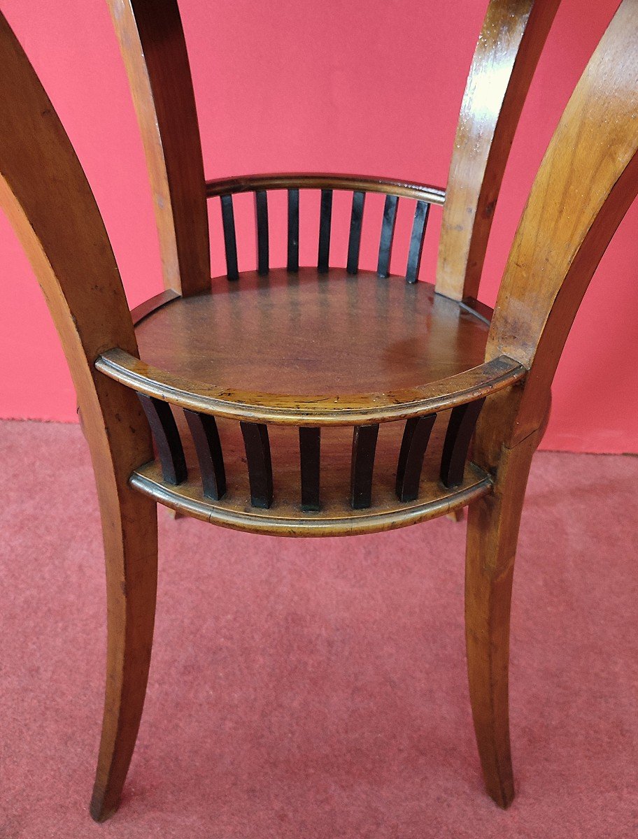 Round Coffee Table-photo-3