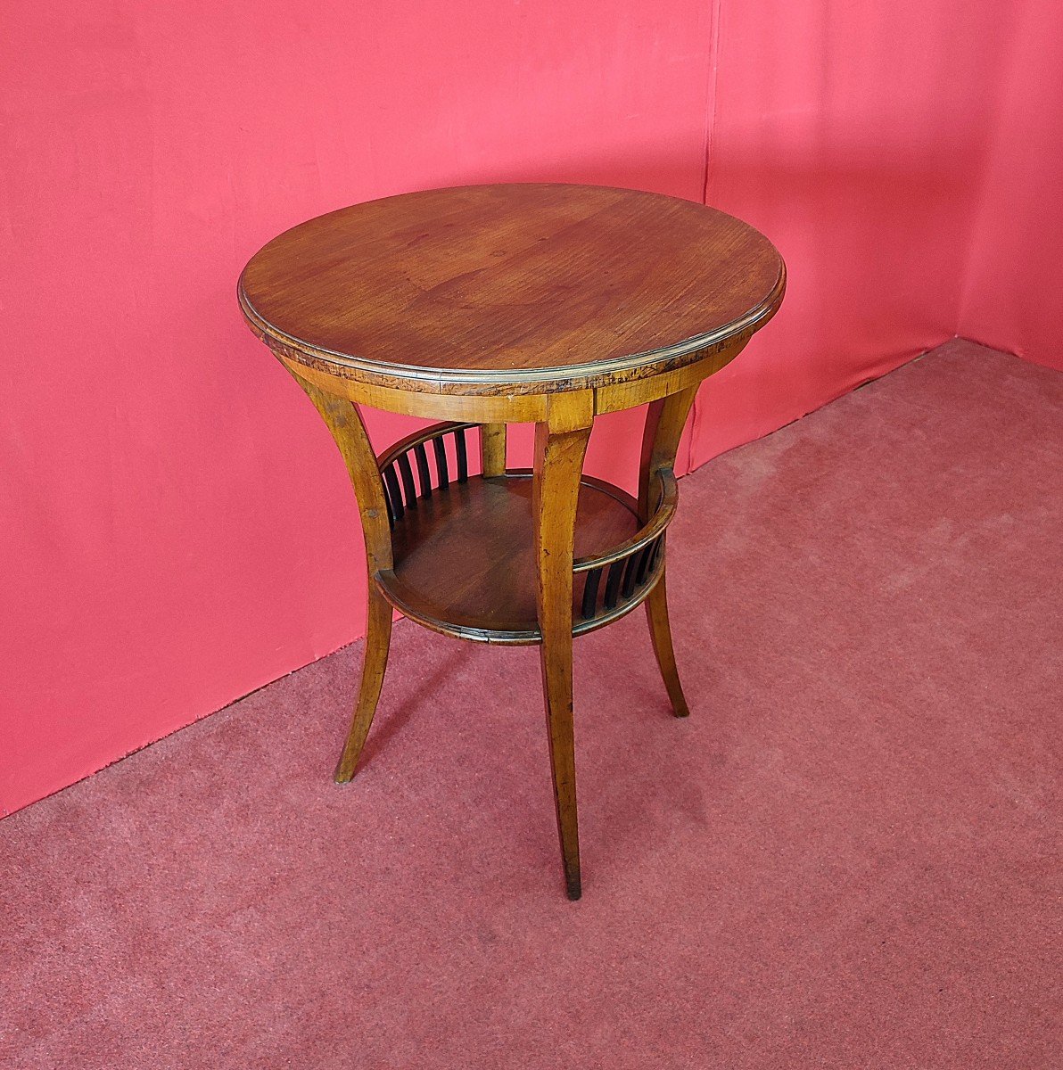 Round Coffee Table