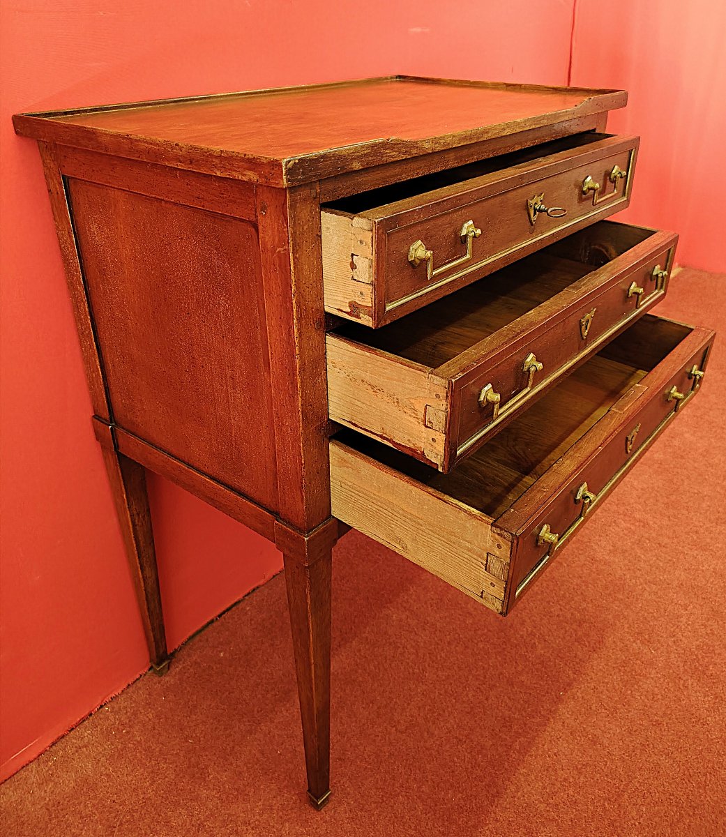 Bedside Table With Three Drawers-photo-3