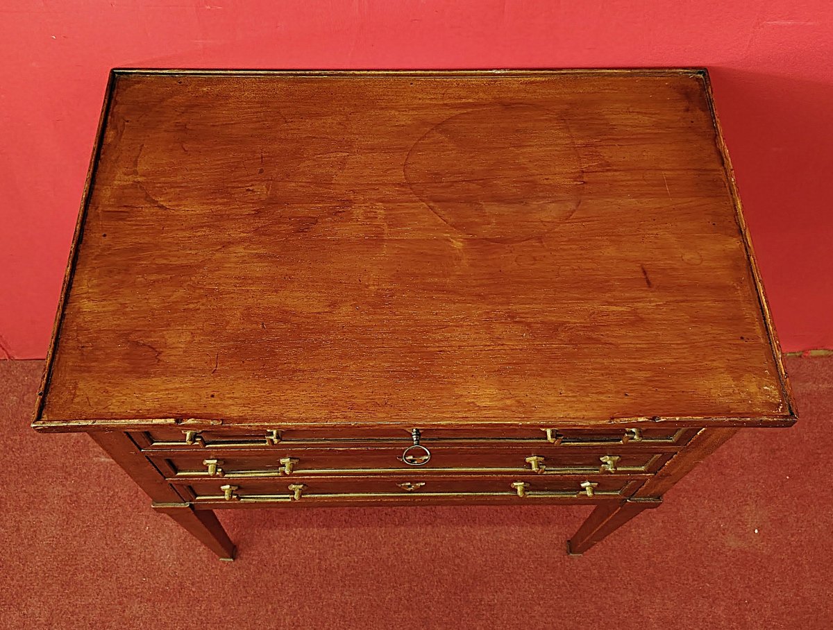 Bedside Table With Three Drawers-photo-1